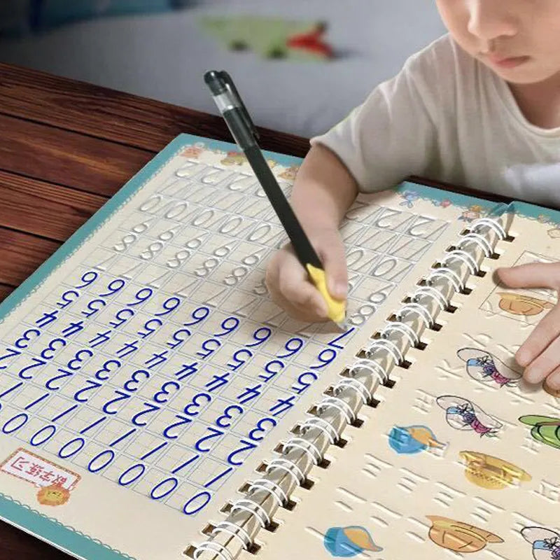 Envolée Créative™ | Cahier de Calligraphie Ludique pour Enfants avec Stylo Magique et Autocollants Éclatants